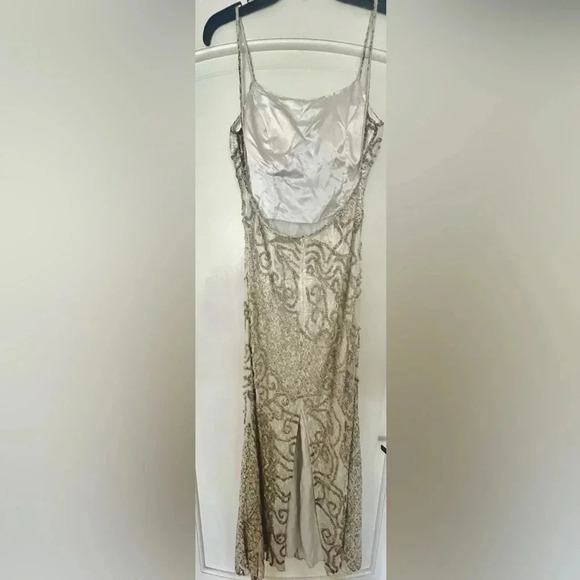 Je Matadi by Sean Mehta White w Silver Beading Full Length Formal Gown - Size 8 - Picture 6 of 8